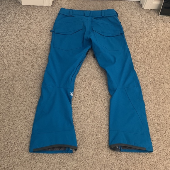 Like new Volcom Turquoise Let it Storm Ski Board snow pants sz L - Picture 5 of 6